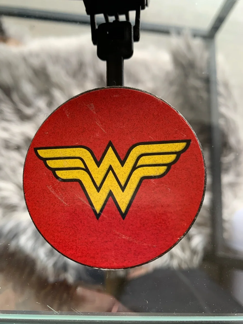 Wonder Woman Face Pop Art Mini Motion Pendulum Wall Clock Battery-Operated